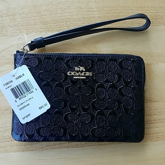 Coach Handbags - Coach Wristlet